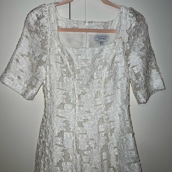 & Other Stories Lace White Mini Dress - Picture 4 of 8